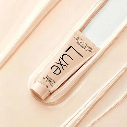 Long-Lasting Liquid Foundation – Full Coverage & Moisturizing Formula